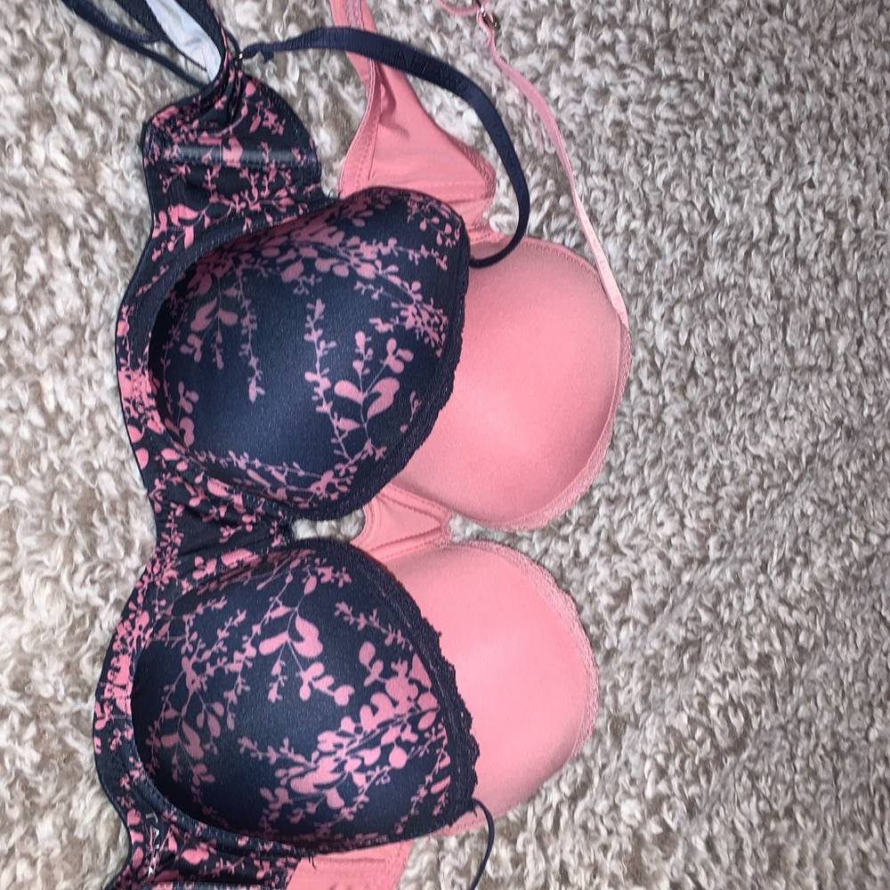 Push up bras with underwire